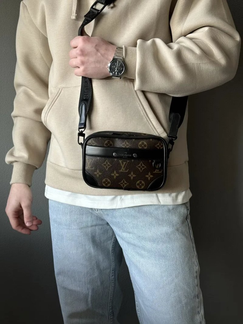 Чоловіча сумка Louis Vuitton мужская сумка барсетка мессенджер через плечо бананка клатч — фото 7