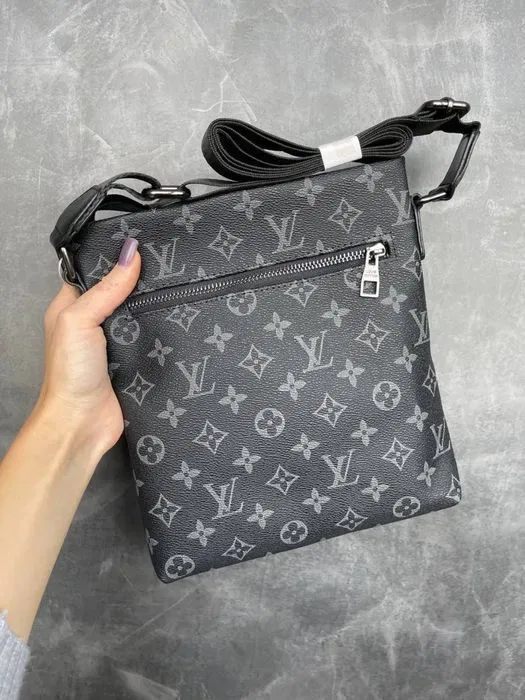 Чоловіча сумка на через плече louis vuitton придбати мужская сумка — фото 5