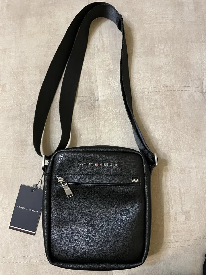 Чоловіча сумка Tommy Hilfiger чорна через плече | стильна месенджер | нова — фото 2