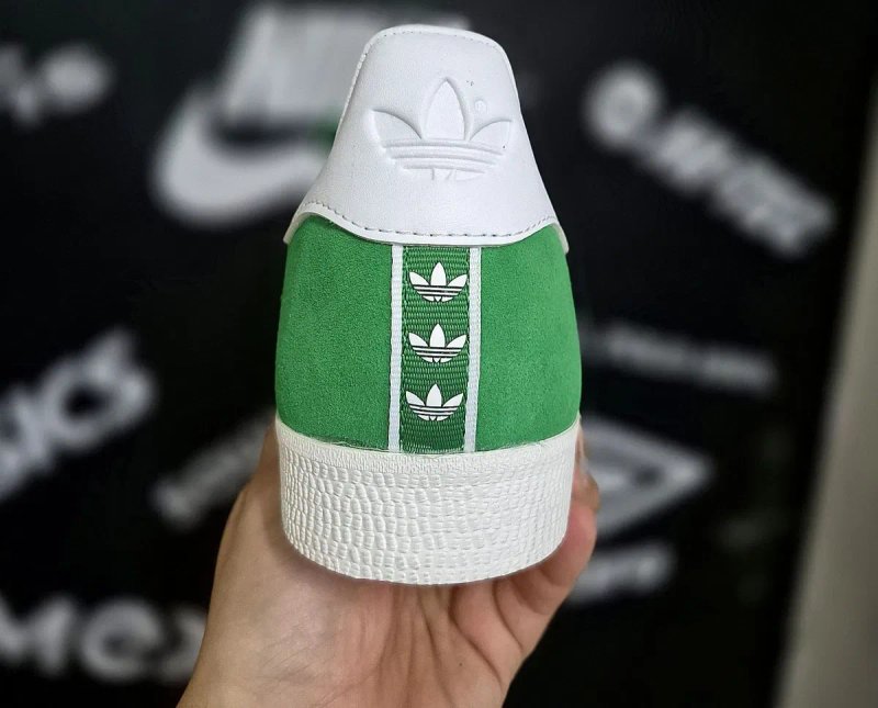 Чоловічі кросівки Adidas Gazelle Green(Оригінал)Розміри:38-24,5см і 42-26,5см — фото 4