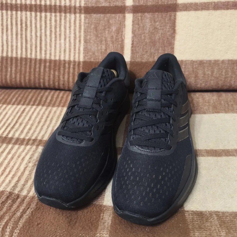 Чоловічі кросівки adidas — фото 2