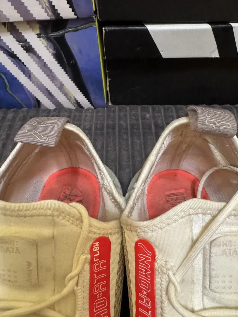 Чоловічі кросівки Adidas NMD_R1 Spectoo 44(28см) оригінал — фото 6