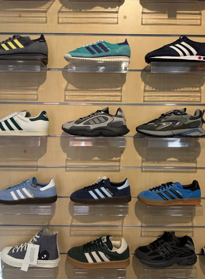 Чоловічі кросівки Adidas Originals x Sporty & Rich SL 72 OG [оригінал] 42; 42,5; 44; 44,5 Більше 500 товарів у наявності Дивіться інші наші оголошення — фото 8