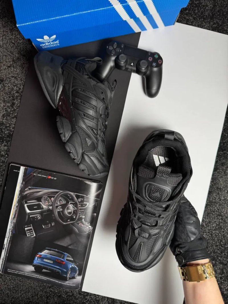 Чоловічі кросівки Adidas XLG Runner Deluxe GTX All Black [41-45] — фото 2