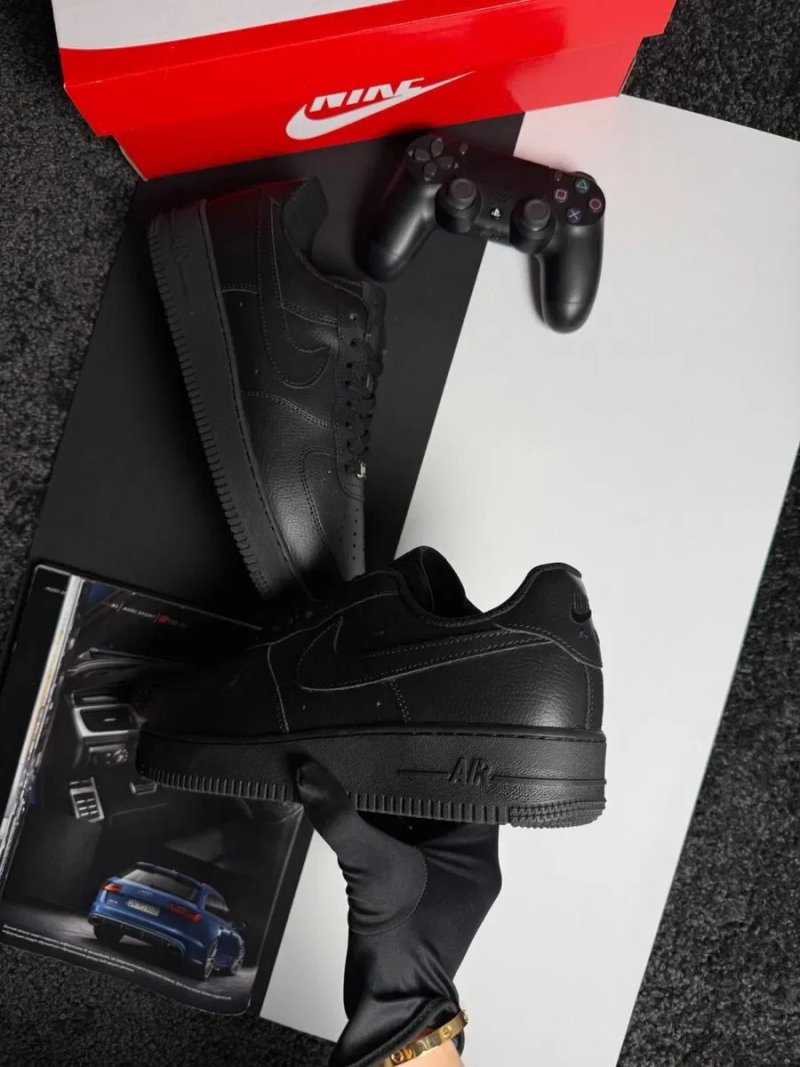 Чоловічі кросівки найк аір форс Nike Air Force 1 '07 M Black  [41-45] — фото 4