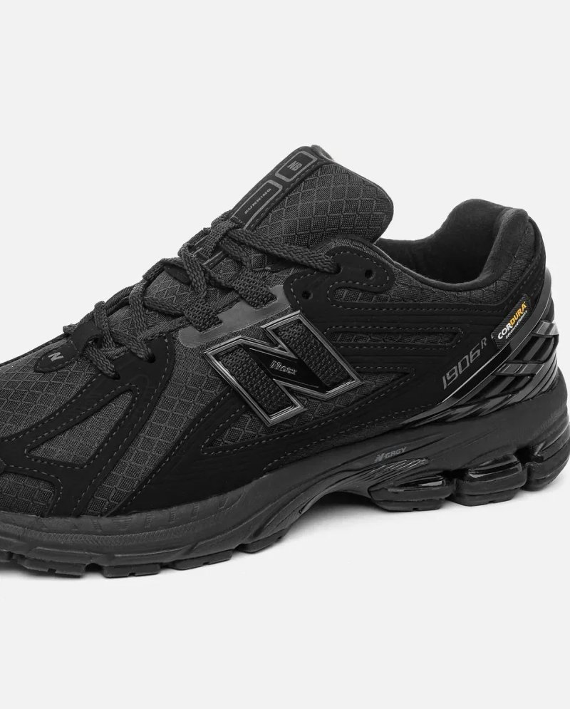 Чоловічі кросівки New Balance 1906R "Cordura Black" Розміри 40-46 — фото 3