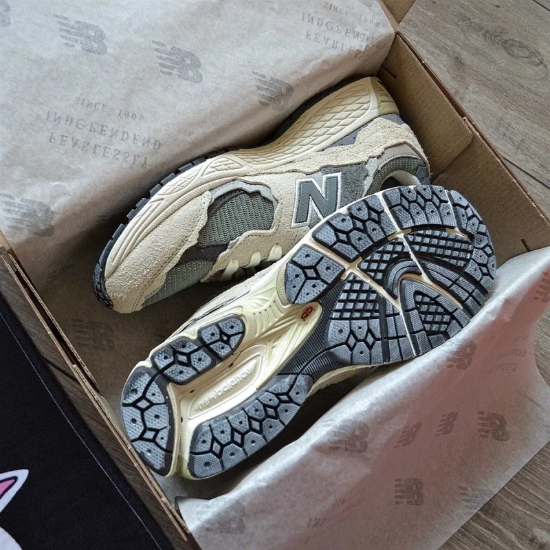 Чоловічі кросівки New Balance 2002R Protection Pack 'Rain Cloud' 40-45 — фото 3