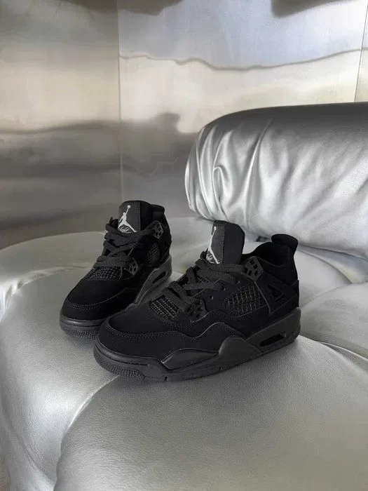 Чоловічі кросівки Nike Air Jordan Retro 4 "Black Cat" Розміри 40-45 — фото 3
