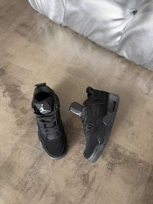 Чоловічі кросівки Nike Air Jordan Retro 4 "Black Cat" Розміри 40-45 — фото 4