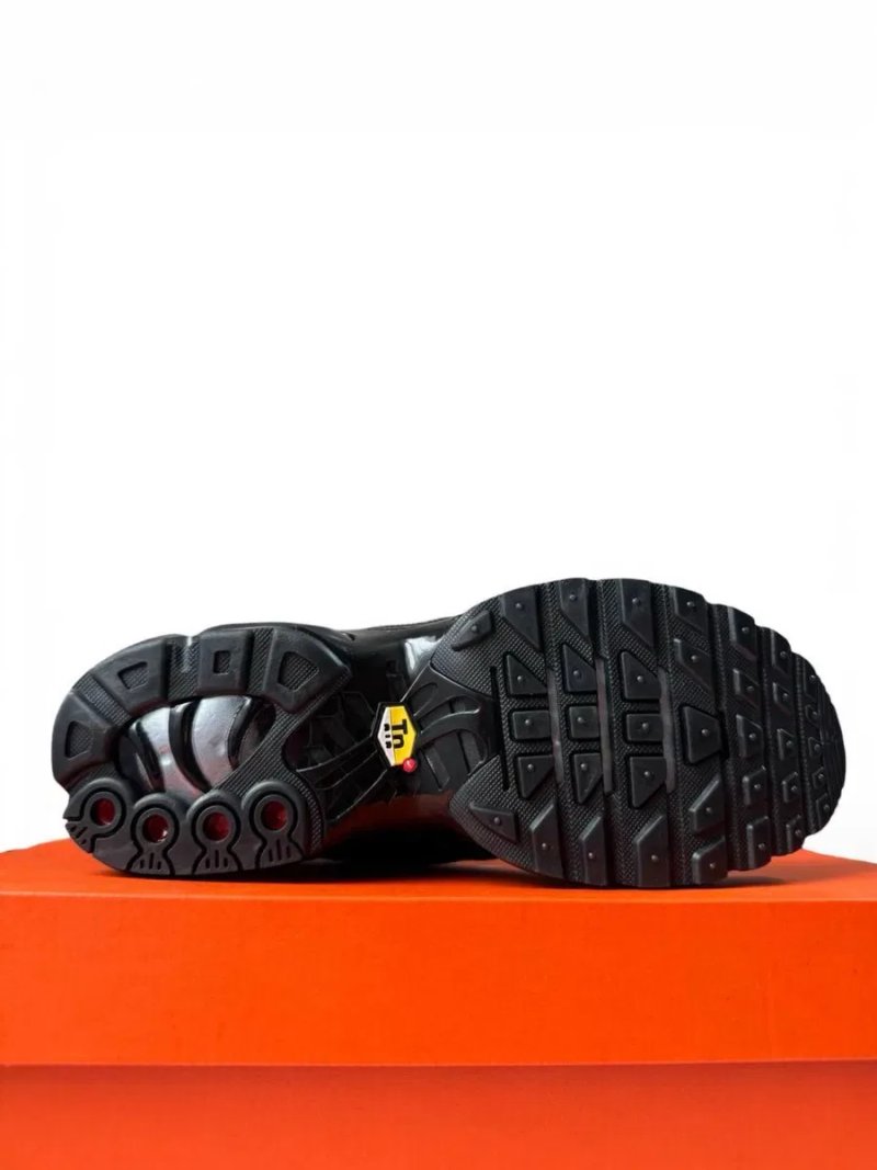Чоловічі кросівки Nike Air Max Plus Tn, Black — фото 5