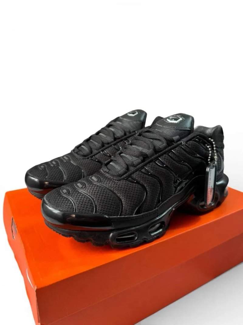 Чоловічі кросівки Nike Air Max Plus Tn, Black — фото 7