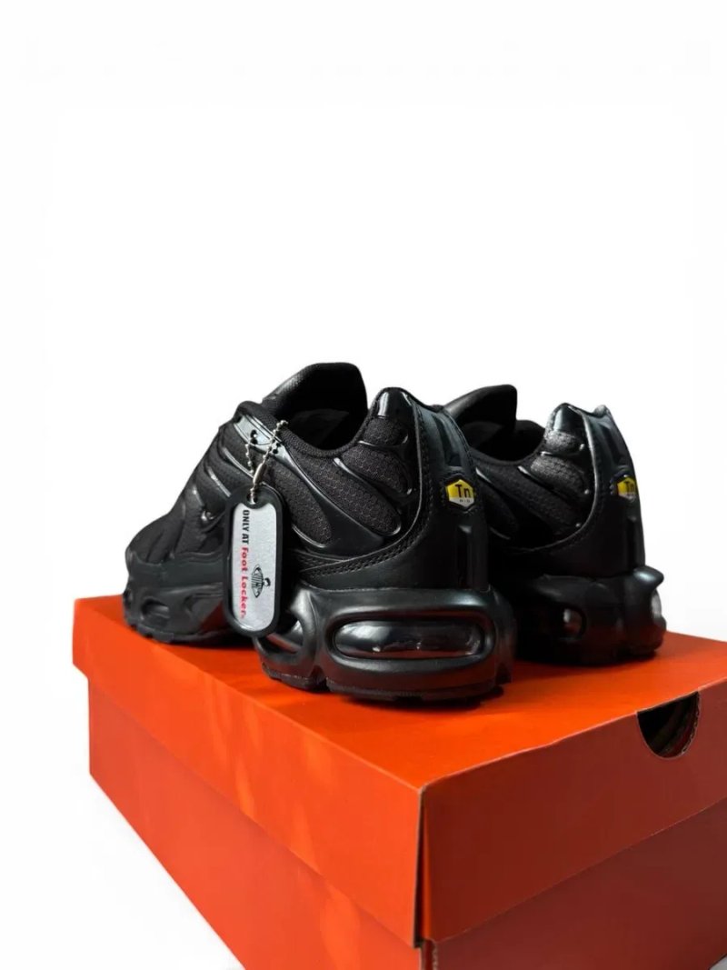 Чоловічі кросівки Nike Air Max Plus Tn, Black — фото 8