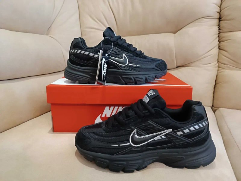 Чоловічі кросівки Nike Initiator (36-46 розмір) 2 кольори — фото 2