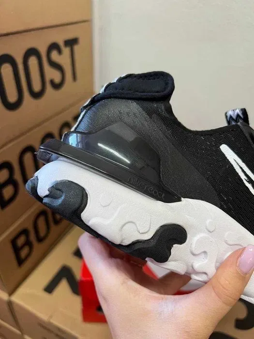 Чоловічі кросівки Nike React Vision Lux "Black/White" Розміри 40-45 — фото 8