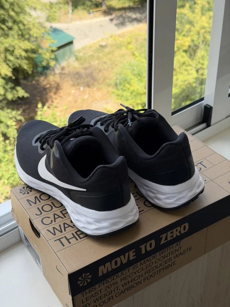 Чоловічі кросівки Nike revolution 6 — фото 3