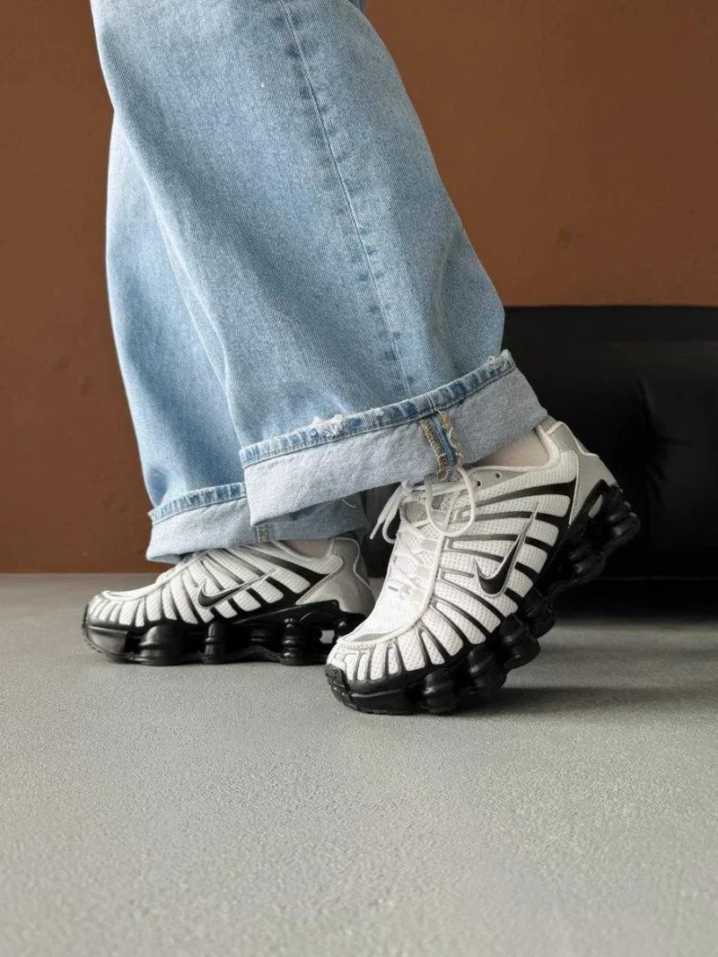 Чоловічі кросівки Nike Shox TL "Black/White" Розміри 40-45 — фото 7