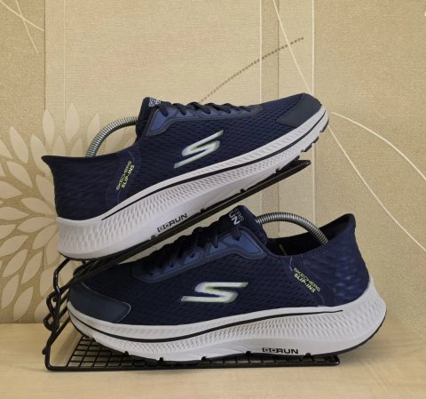 Чоловічі кросівки Skechers GO RUN Consistent 2.0 розмір 44-44.5