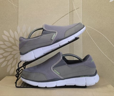 Чоловічі кросівки сліпони Skechers оригінал розмір 43