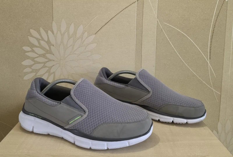 Чоловічі кросівки сліпони Skechers оригінал розмір 43 — фото 2