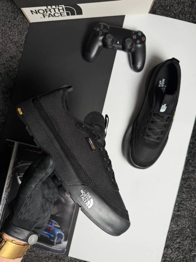 Чоловічі кроссівки The North Face Clyffe Trainers Dark Grey Black [41-45] — фото 3
