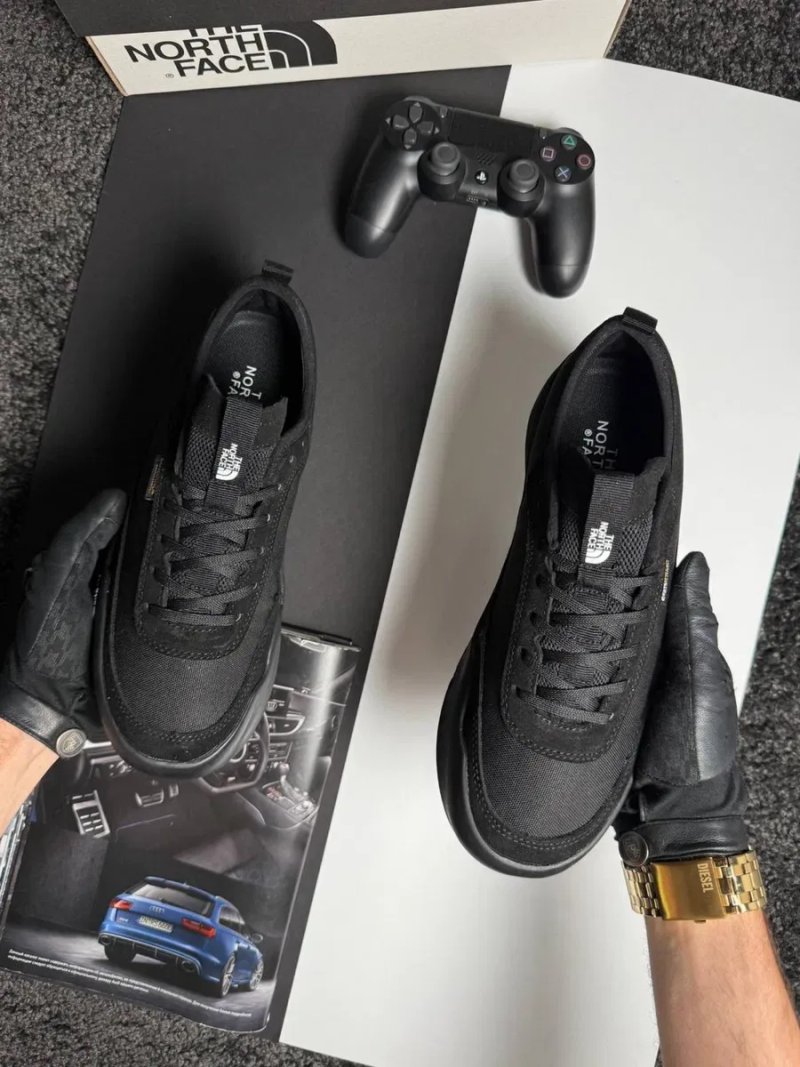 Чоловічі кроссівки The North Face Clyffe Trainers Dark Grey Black [41-45] — фото 7