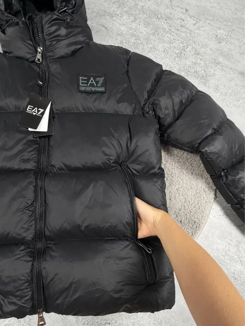 Чоловічий пуховик Emporio Armani EA7 чорний | Зимовий | Новий — фото 3
