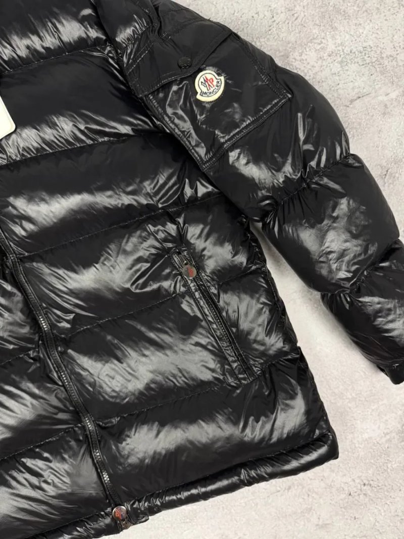 Чоловічий пуховик Moncler чорний | Зимова куртка | Стильний пуховик — фото 2