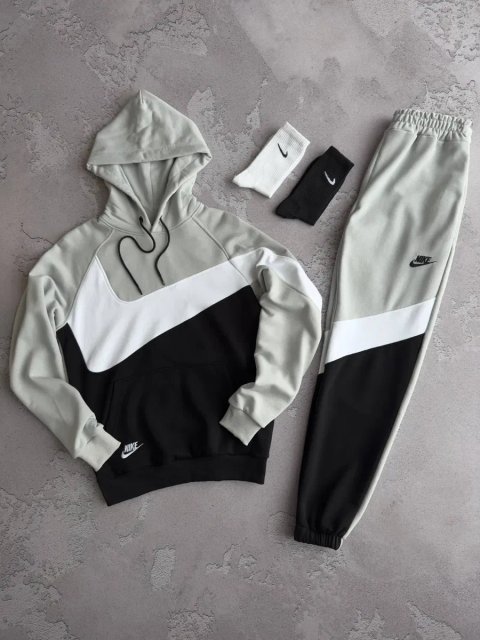 Чоловічий спортивний костюм найк оверсайз [S,M,L,XL,XXL] + шкарпетки в подарунок!