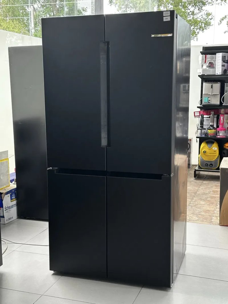 Чорне скло Холодильник Side by Side Grundig fds9155 Гарантія Доставка — фото 6