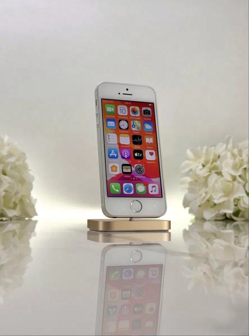 Чудовий iPhone SE-1 iOS 13.5! 64GB Neverlock 89%АКБ(Магазин Гарантія) — фото 2