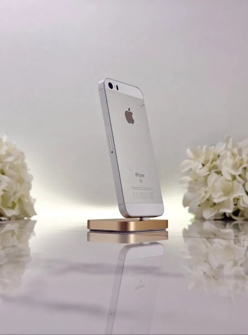 Чудовий iPhone SE-1 iOS 13.5! 64GB Neverlock 89%АКБ(Магазин Гарантія) — фото 6