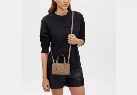 COACH original Nina mini bag. Сумочка из кожи 3 отделения.