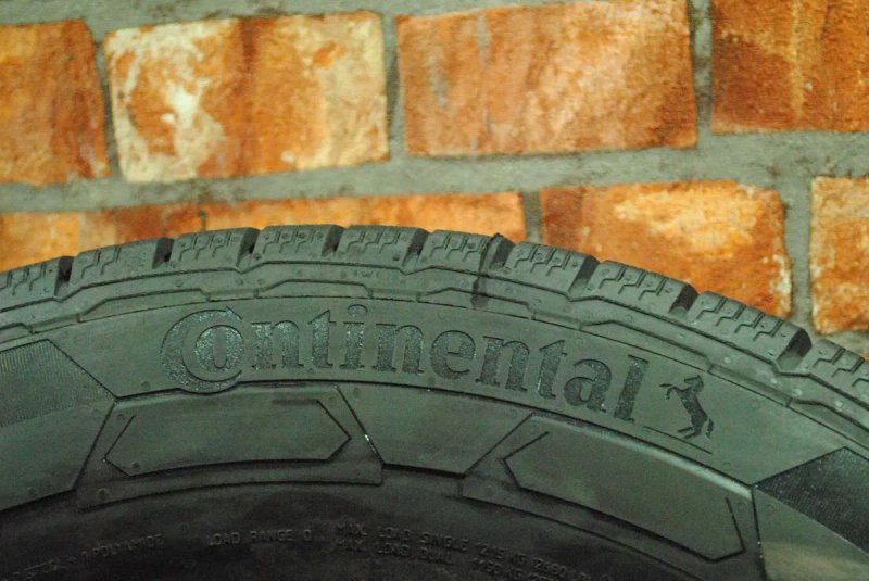 Continental 235/65 R16C — фото 4