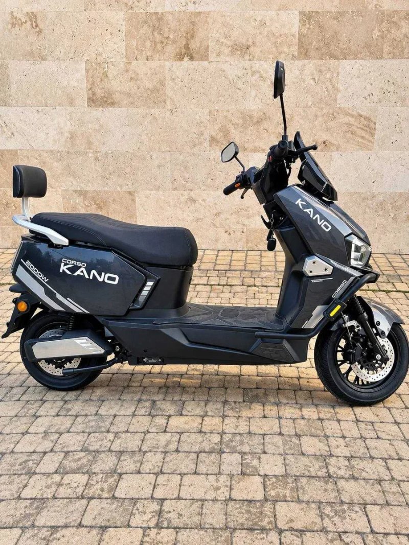Corso Kano 2000W 30 a Lifepo4/30A 72v 2026 електроскутер Чорний — фото 2
