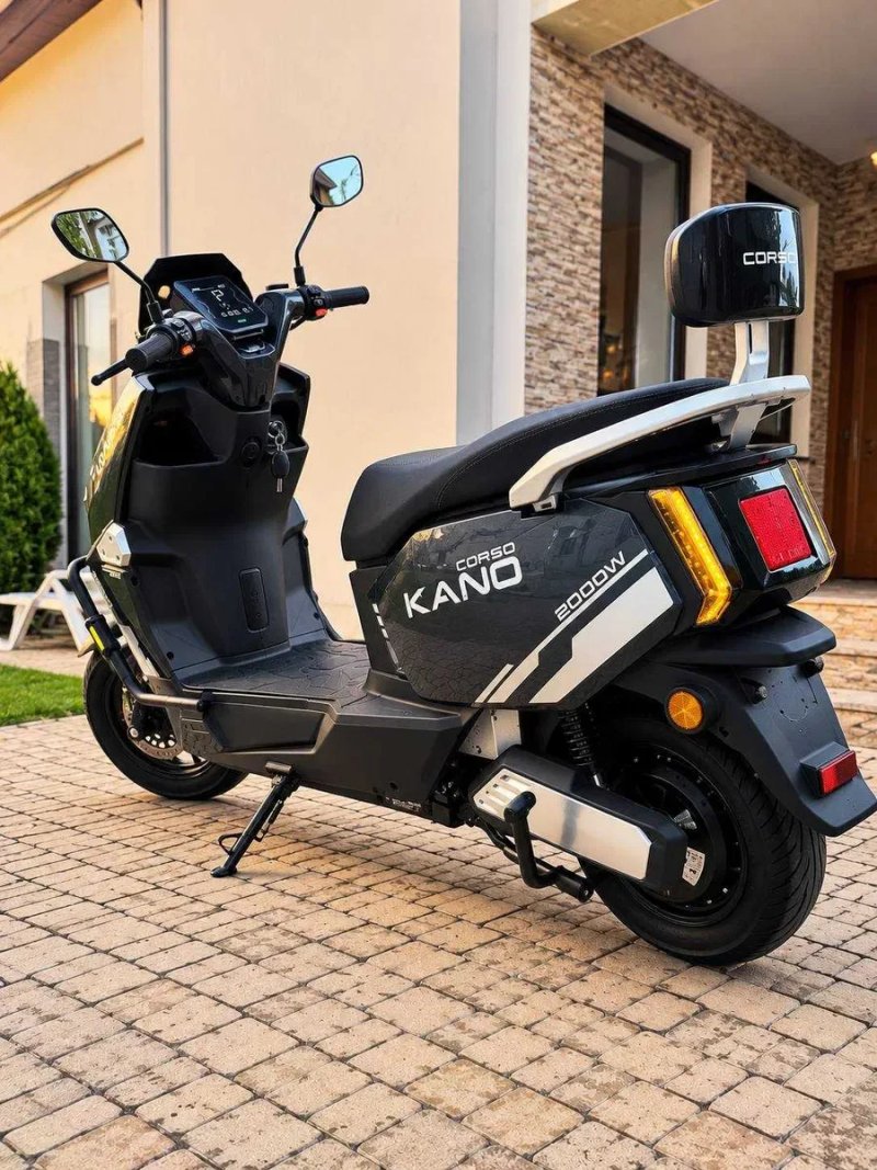 Corso Kano 2000W 30 a Lifepo4/30A 72v 2026 електроскутер Чорний — фото 5