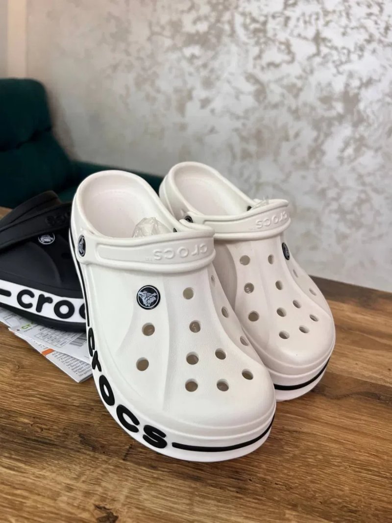 Crocs крокси bayaband classic clog coach шльопанці — фото 3