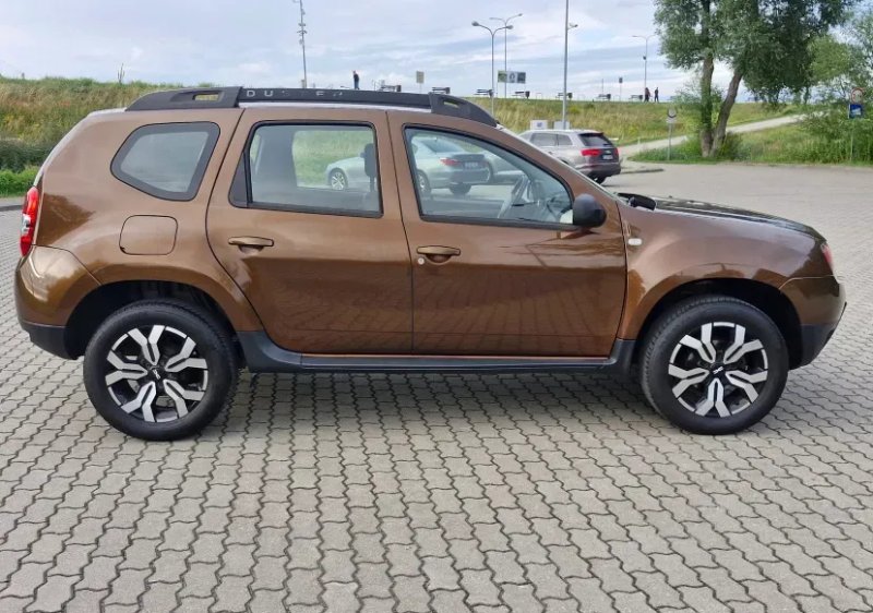 Dacia Duster 2014  Газ-Бензин 1.6 16V 2WD — фото 4