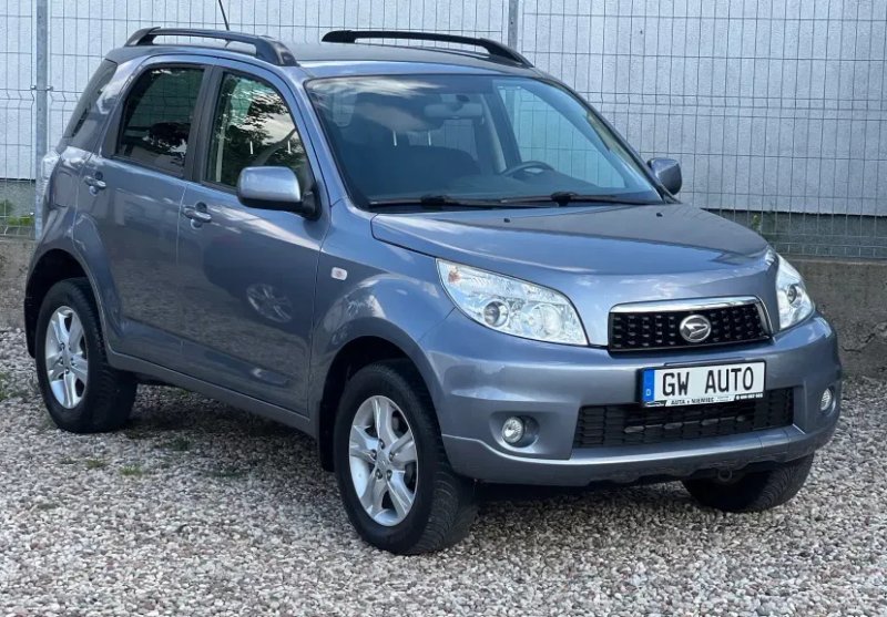 Daihatsu Terios 2011 бензин 1.5 механіка 4х4 — фото 3