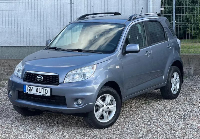 Daihatsu Terios 2011 бензин 1.5 механіка 4х4 — фото 4