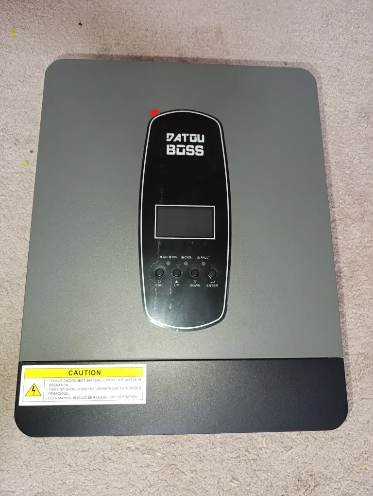 DATOUBOSS DT-2430 3000W/24V гібридний сонячний інвертор — фото 2