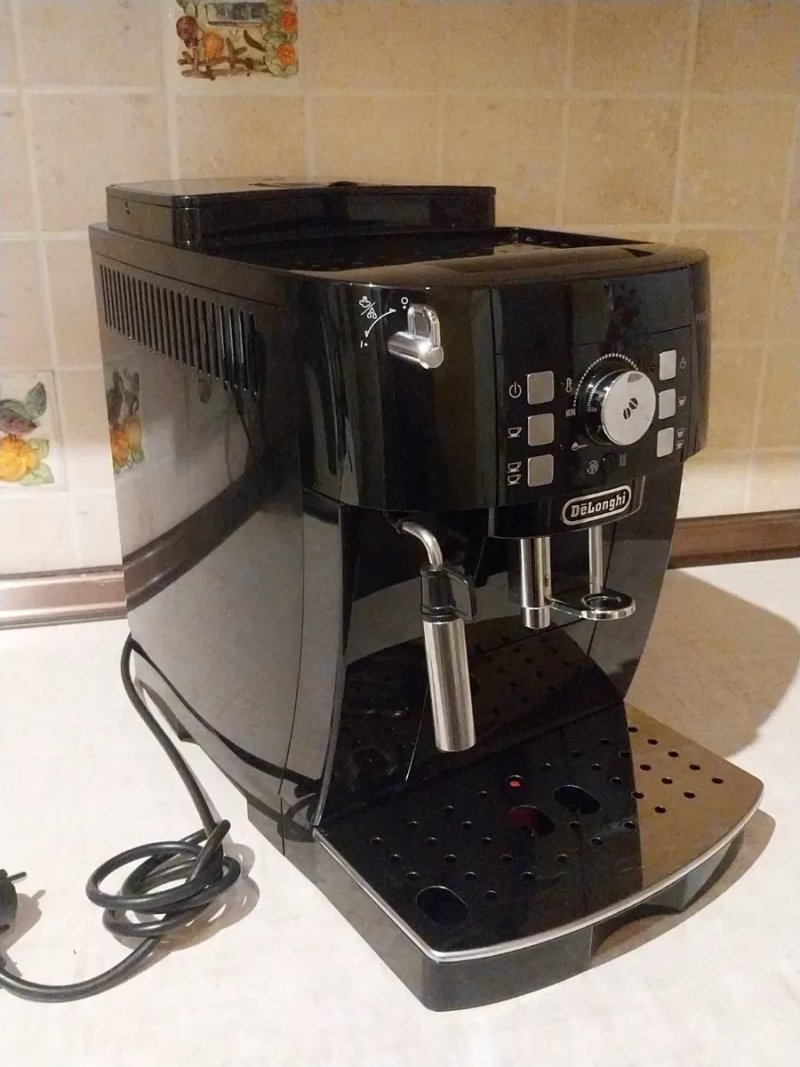 Delonghi Magnifica S — фото 2