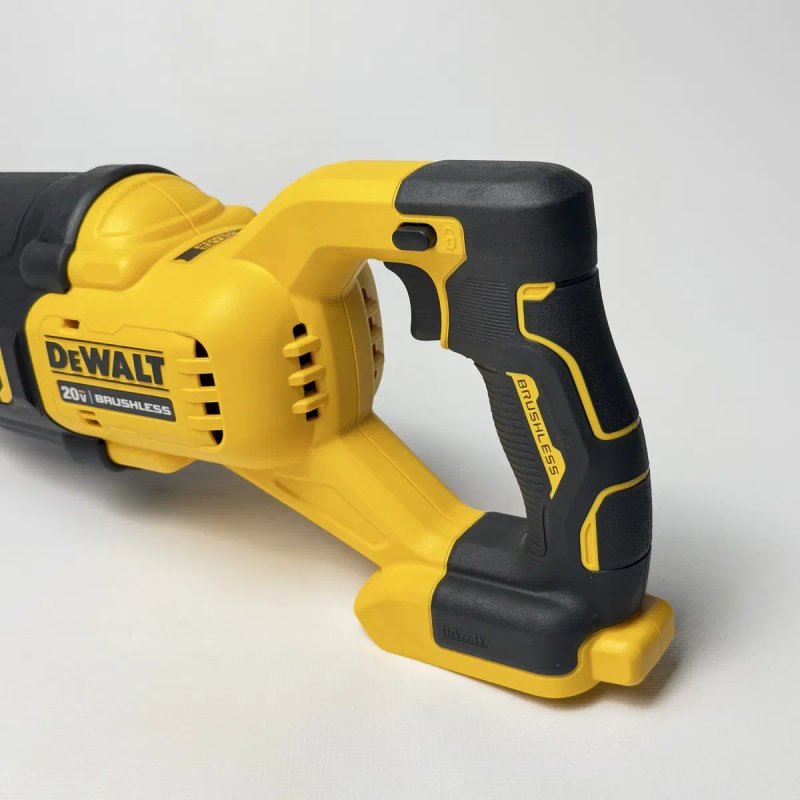 Dewalt Безщіточна Сабельна пила DCS368 20V з США — фото 2