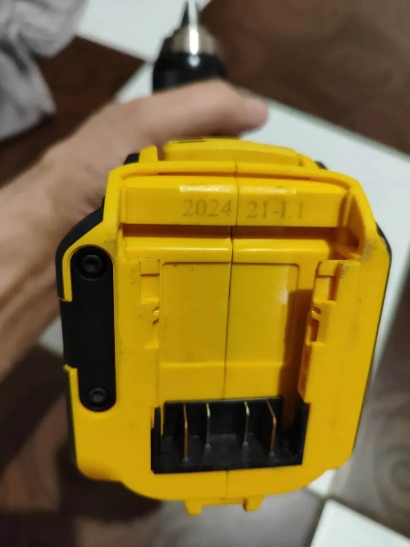 DeWALT DCD800 / Акумуляторний безщітковий дриль-шурупокрут Девольт — фото 4
