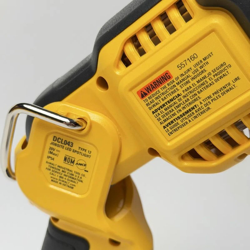 Dewalt Світлодіодний Ліхтар DCL043 Фонарь Фонарик з США — фото 3
