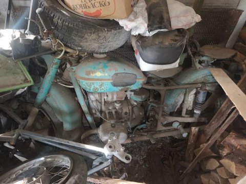 Дідовий Урал. Двигун прокручується. Торг