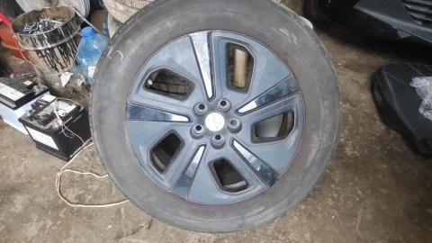 Диск з ковпаком ford Mustang mach-e California rout1