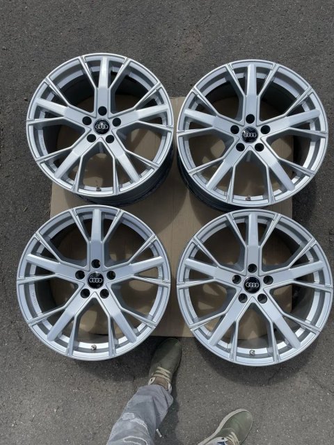Диски 5/112 R19 8,5J ET20 AUDI/ original lTALY