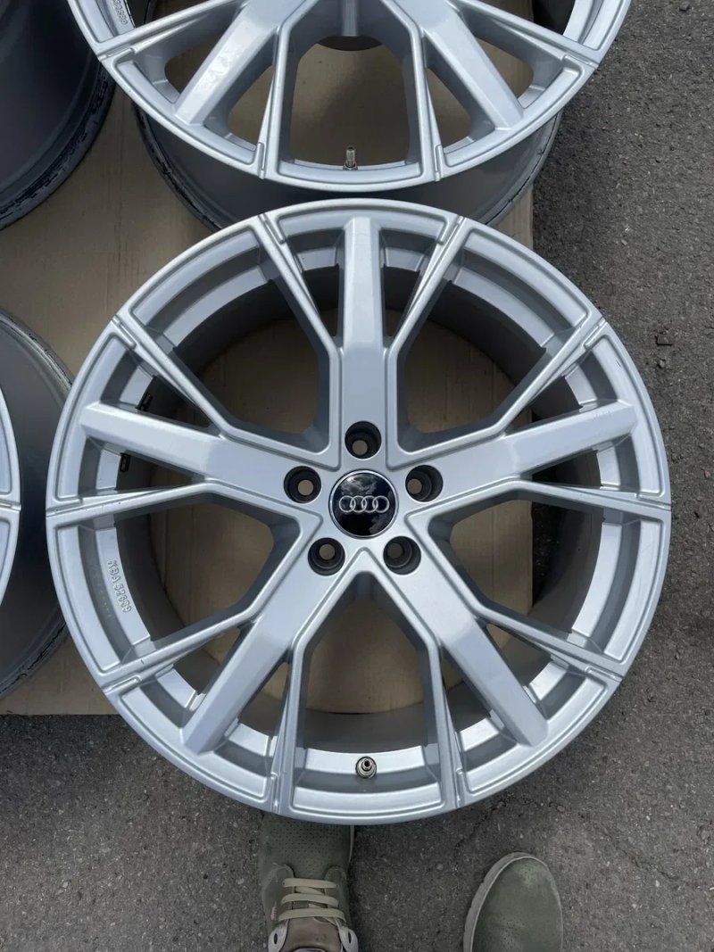 Диски 5/112 R19 8,5J ET20 AUDI/ original lTALY — фото 3