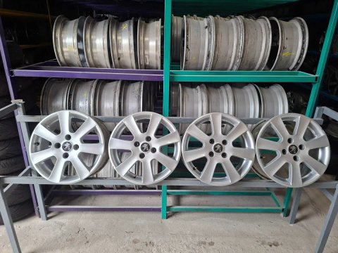 Диски Borbet 4/108 R16 7J ET25 Pegeuot  .
