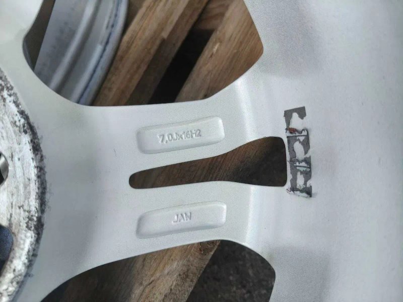 Диски R16 5x114,3 ET40 7J ЦО60, с датчиками давления. Привезены из Германии — фото 6
